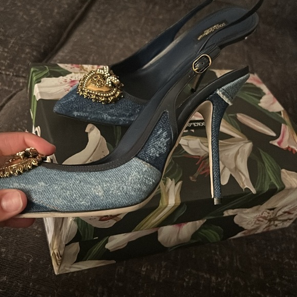 Dolce & Gabbana heels - Picture 2 of 5
